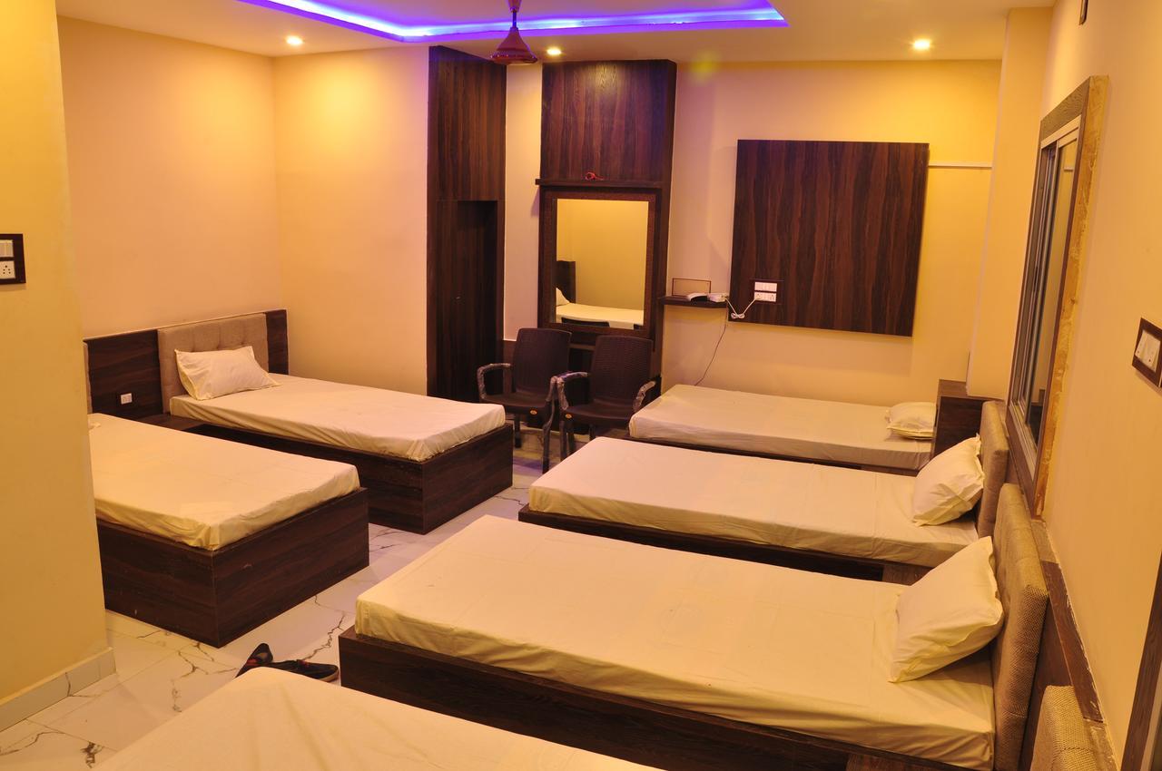 Hotel Golden Inn Balangir Екстериор снимка
