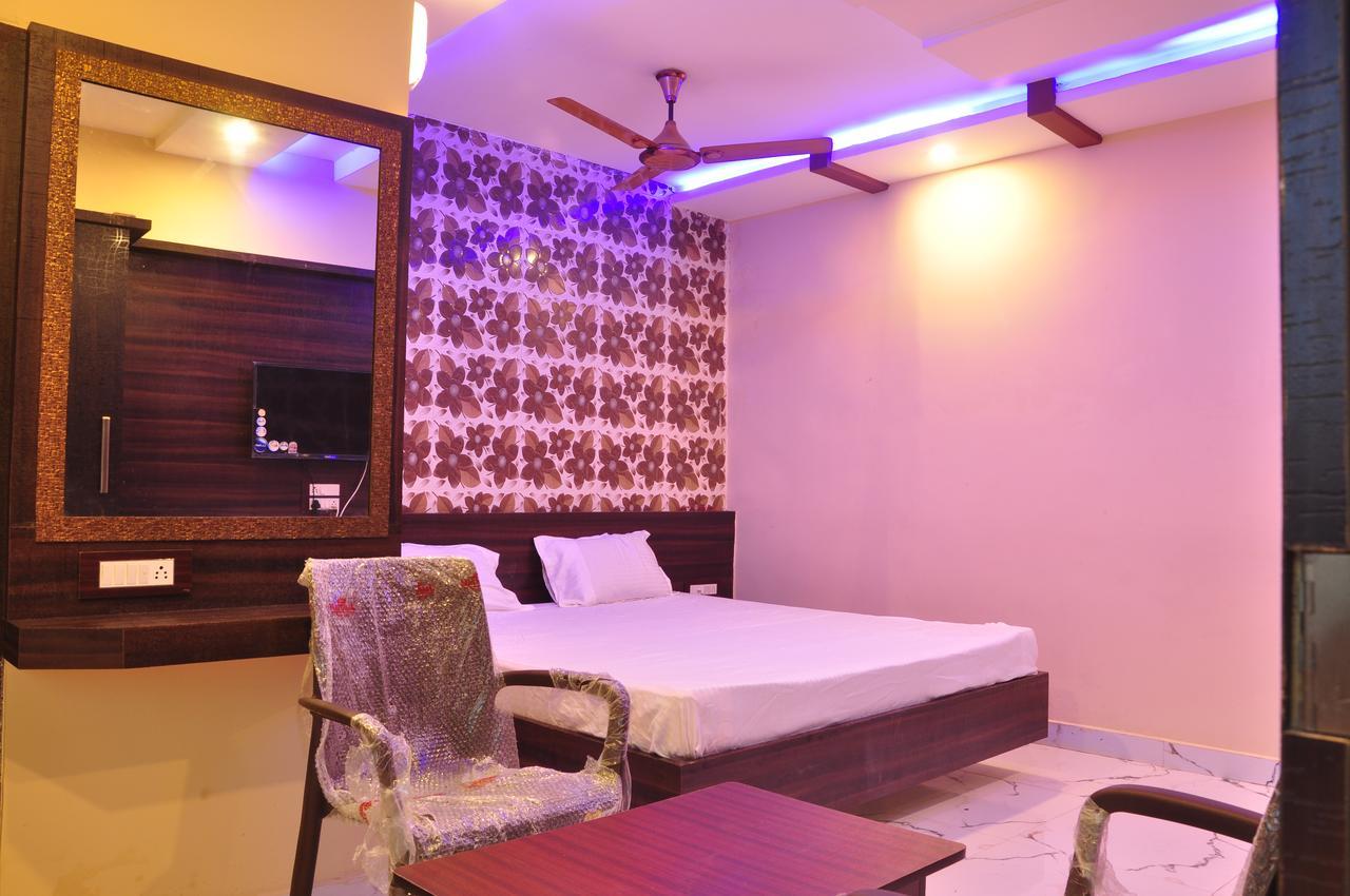 Hotel Golden Inn Balangir Екстериор снимка