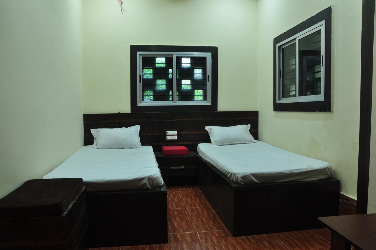 Hotel Golden Inn Balangir Екстериор снимка