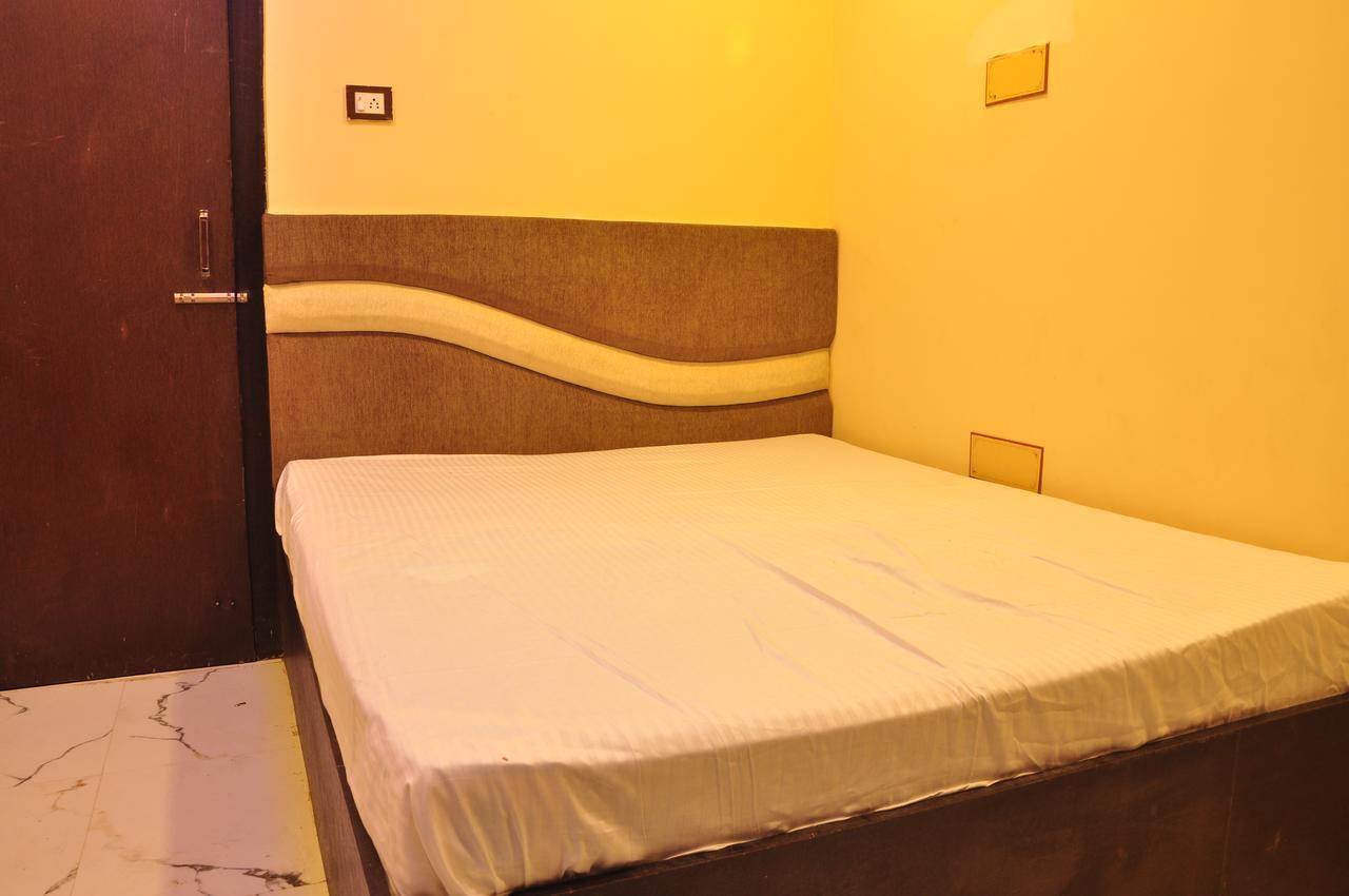 Hotel Golden Inn Balangir Екстериор снимка